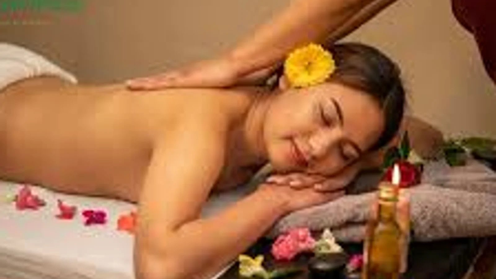 4 Day Yoga Retreat, Ayurvedic Massage, and Nature Tour in Nepal